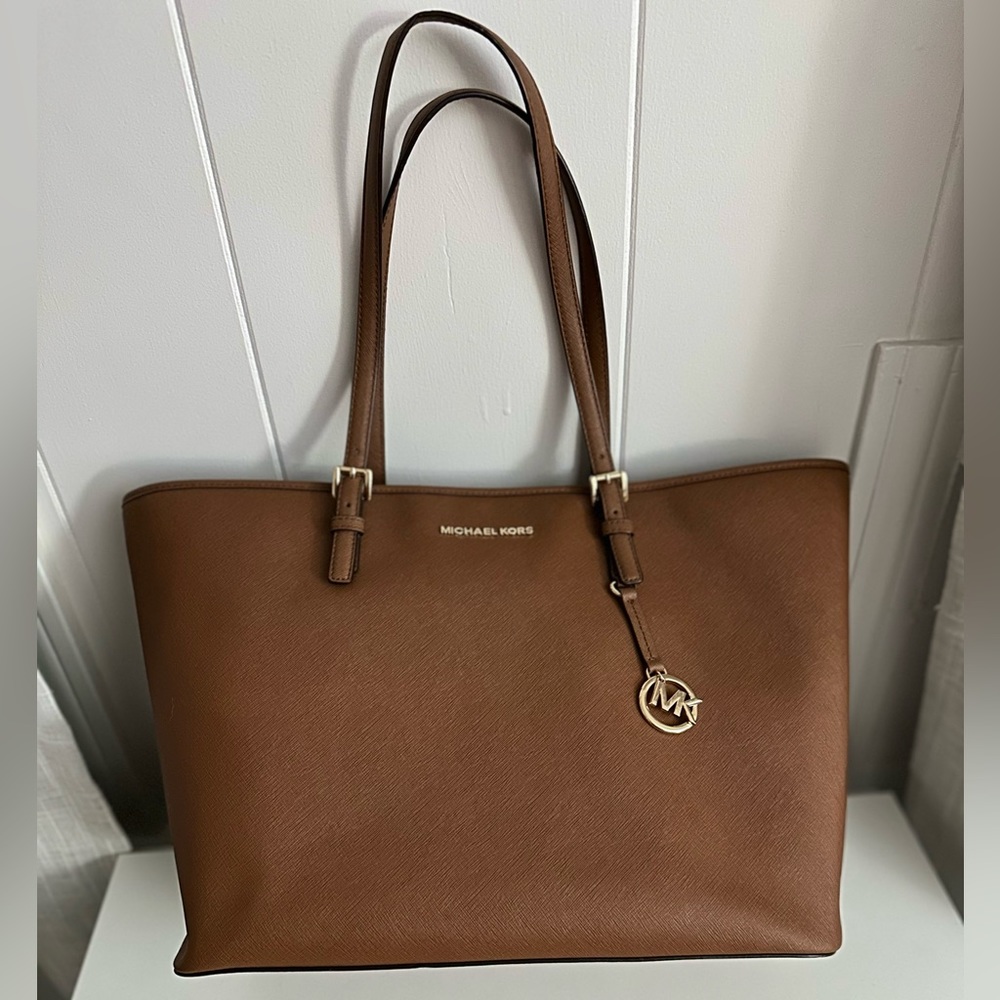 NWOT Michael Kors bag